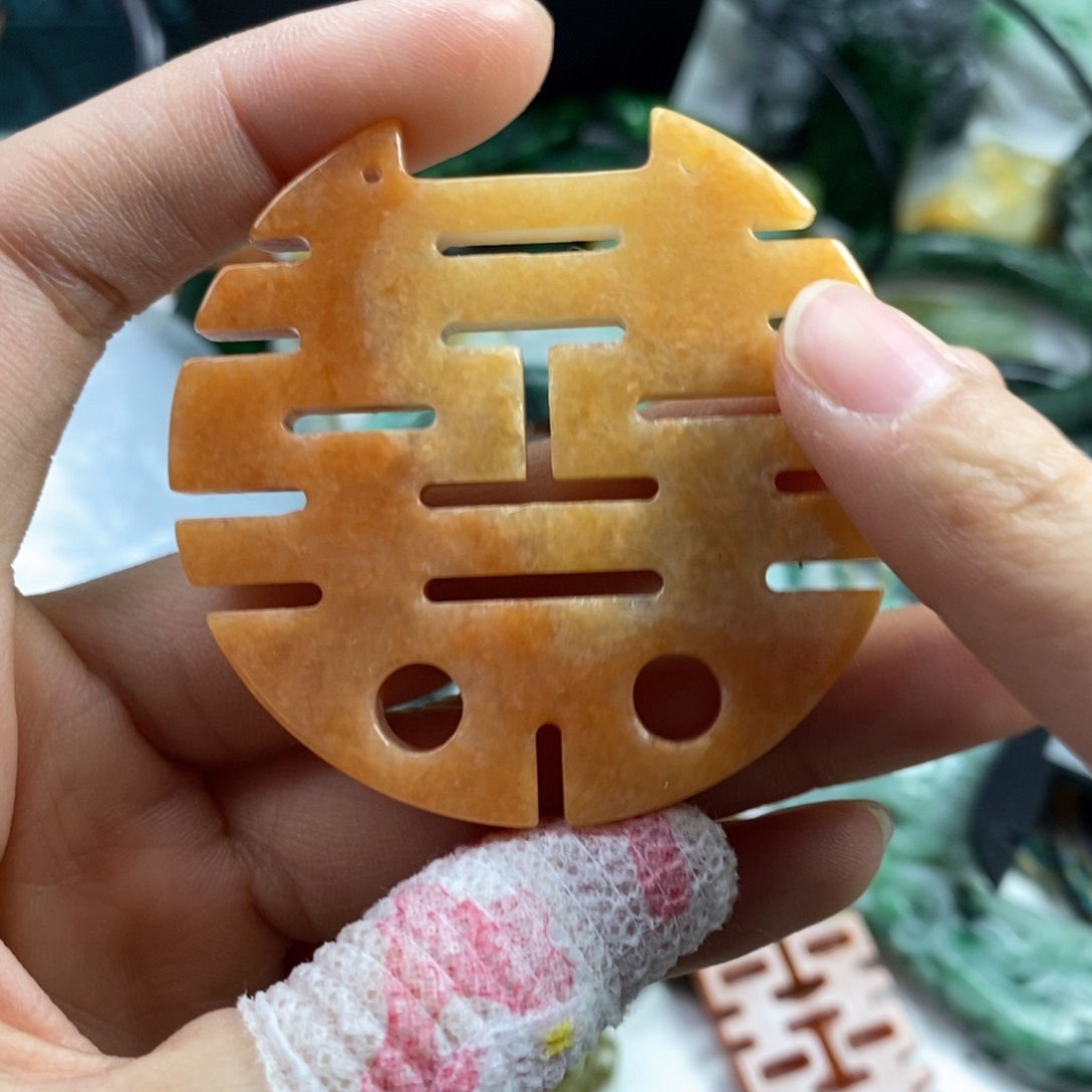 翡翠颈饰未镶嵌聊**无吊坠