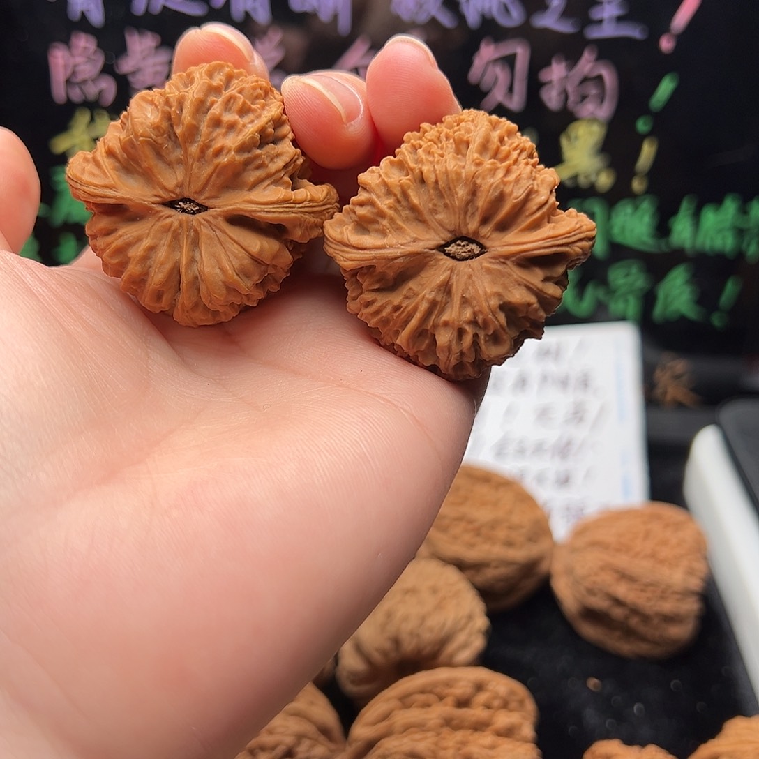 文玩核桃吊坠一代一号41-40 有黄微色差