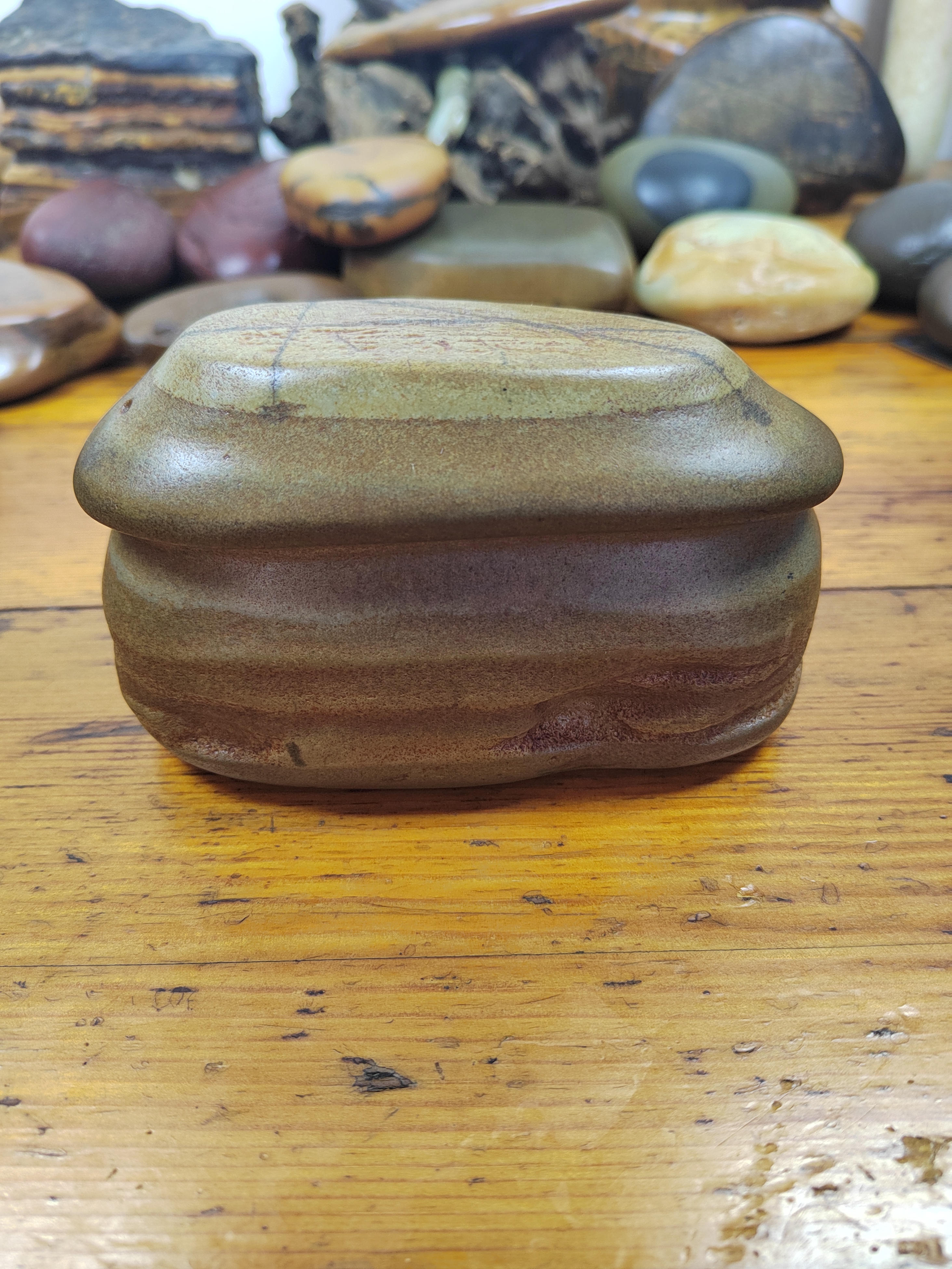 广西大湾石原石天然原味桌面摆件