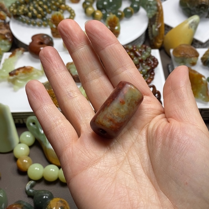 岫岩河磨玉（透闪石质玉）手把，挂坠未镶嵌韩*霖