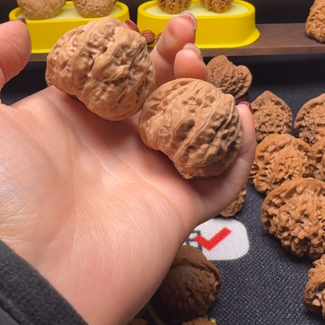 文玩核桃吊坠40蛤蟆头