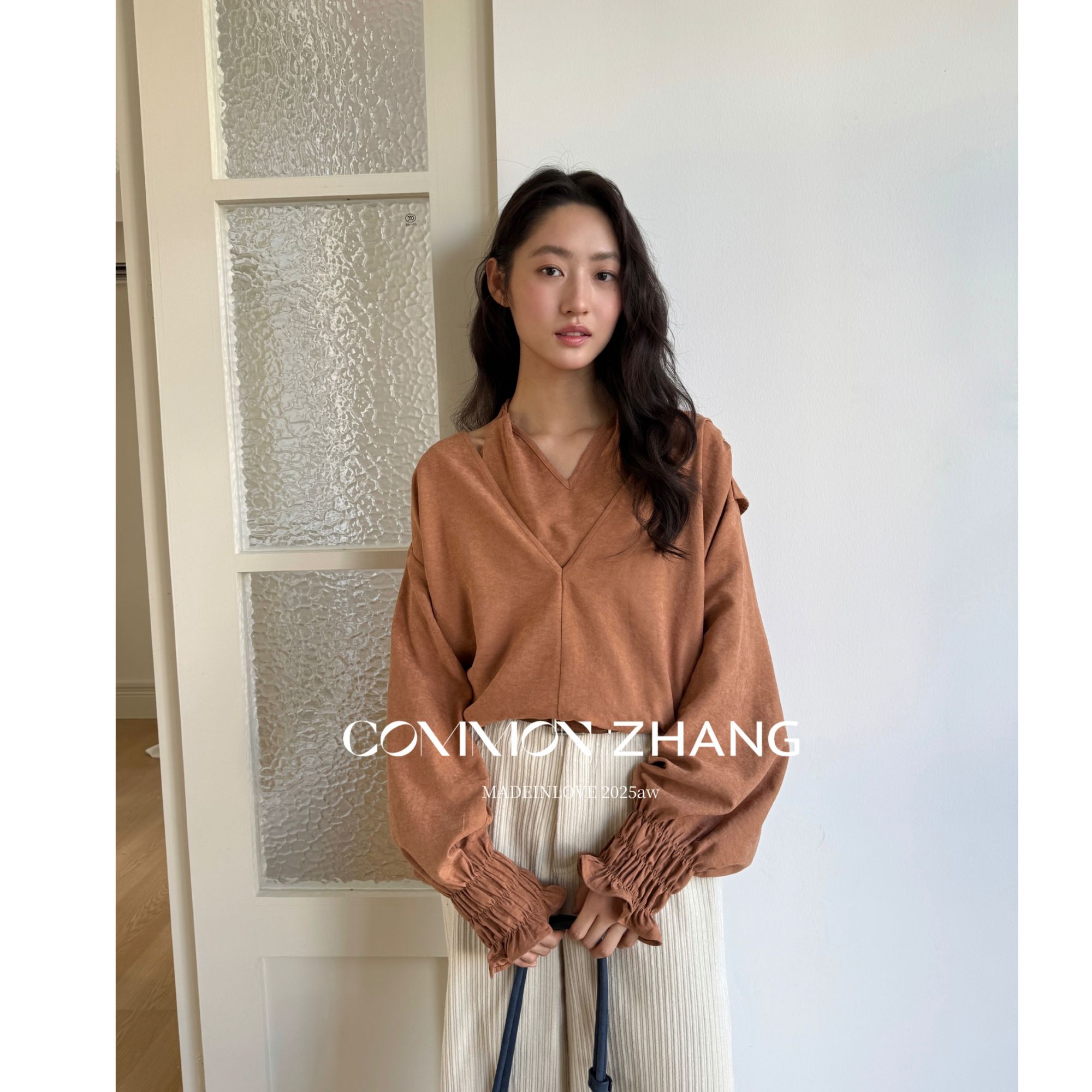 十三行CZ-冬季福秒轻熟风喇叭袖假两件小衫#B33840