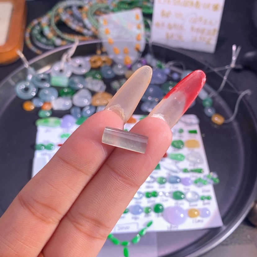 【闪购商品】翡翠挂件未镶嵌柱子