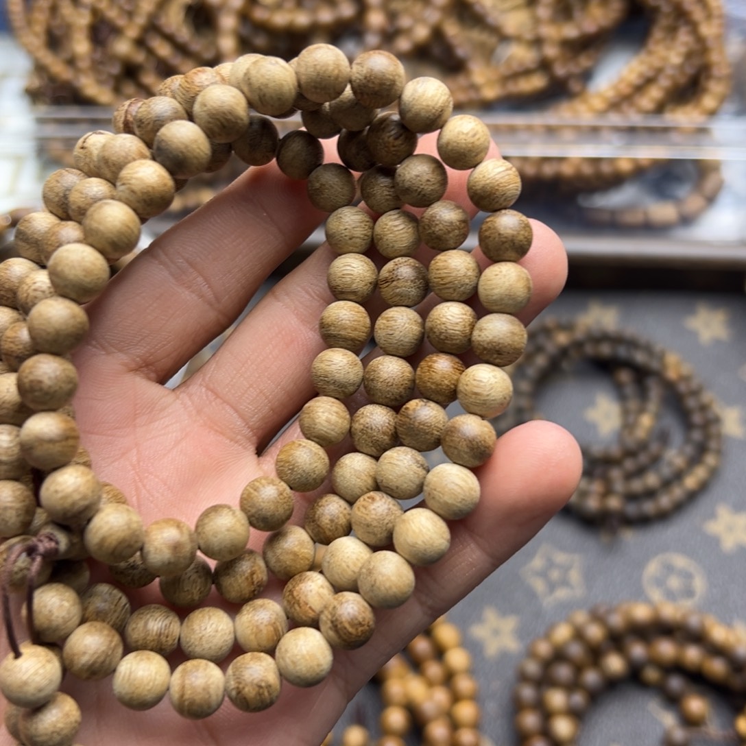 手串沉香海南尖峰岭虫漏0.78/18克圆珠多圈