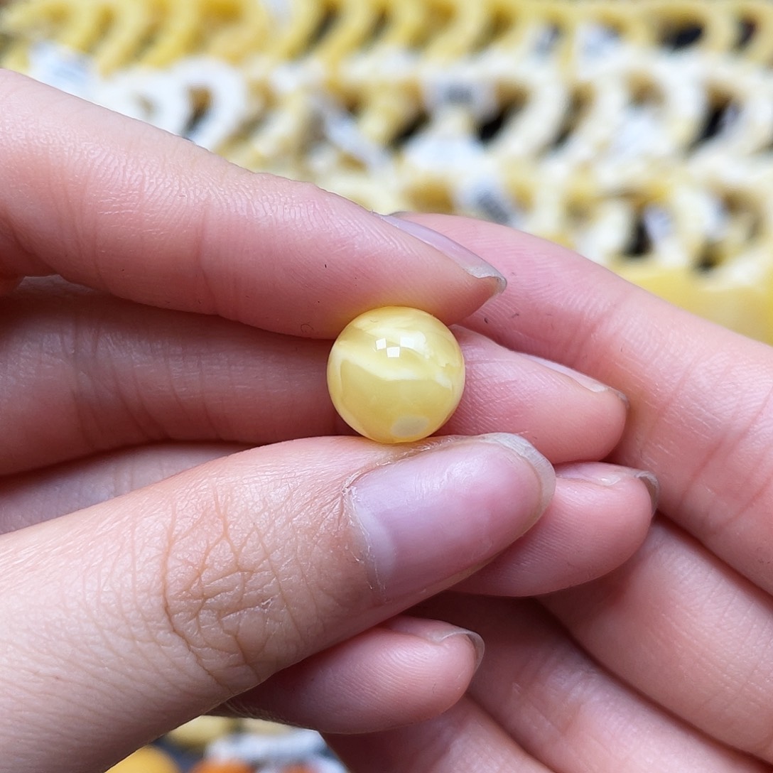 未镶嵌琥珀裸石圆珠10.9mm福利