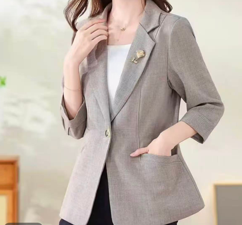【原创设计】衬衫袖极简风中袖绿色轻薄女西装纯色纽扣中长款