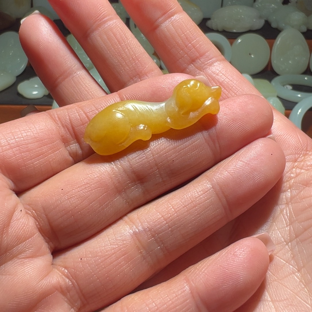 华***2和田玉未镶嵌颈饰