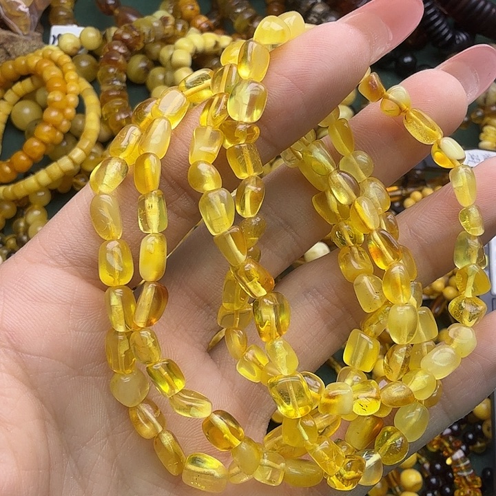 琥珀未镶嵌珠宝奇石