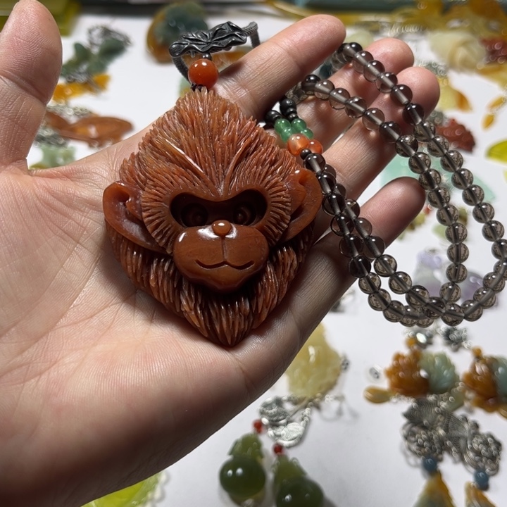 向****蛇纹石玉未镶嵌把件