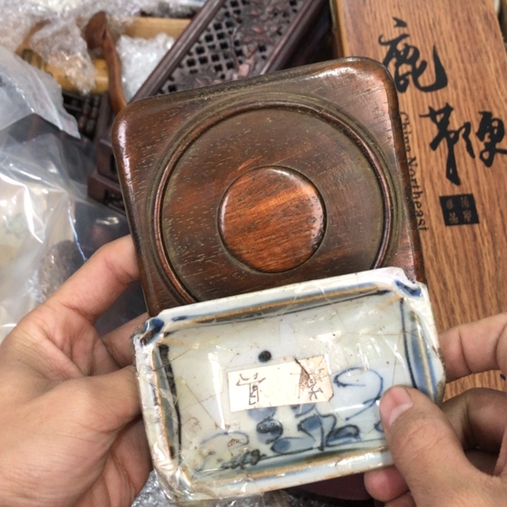 陶瓷孤品单件车里拍