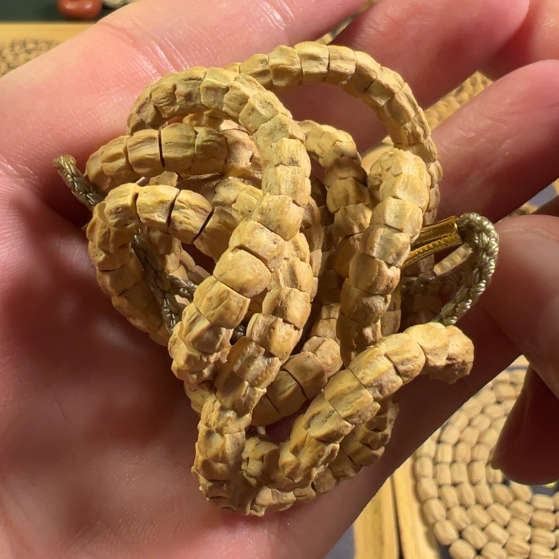 【闪购商品】吊坠柏香籽/百香籽热振黄油皮多棱顺小肠5尺寸