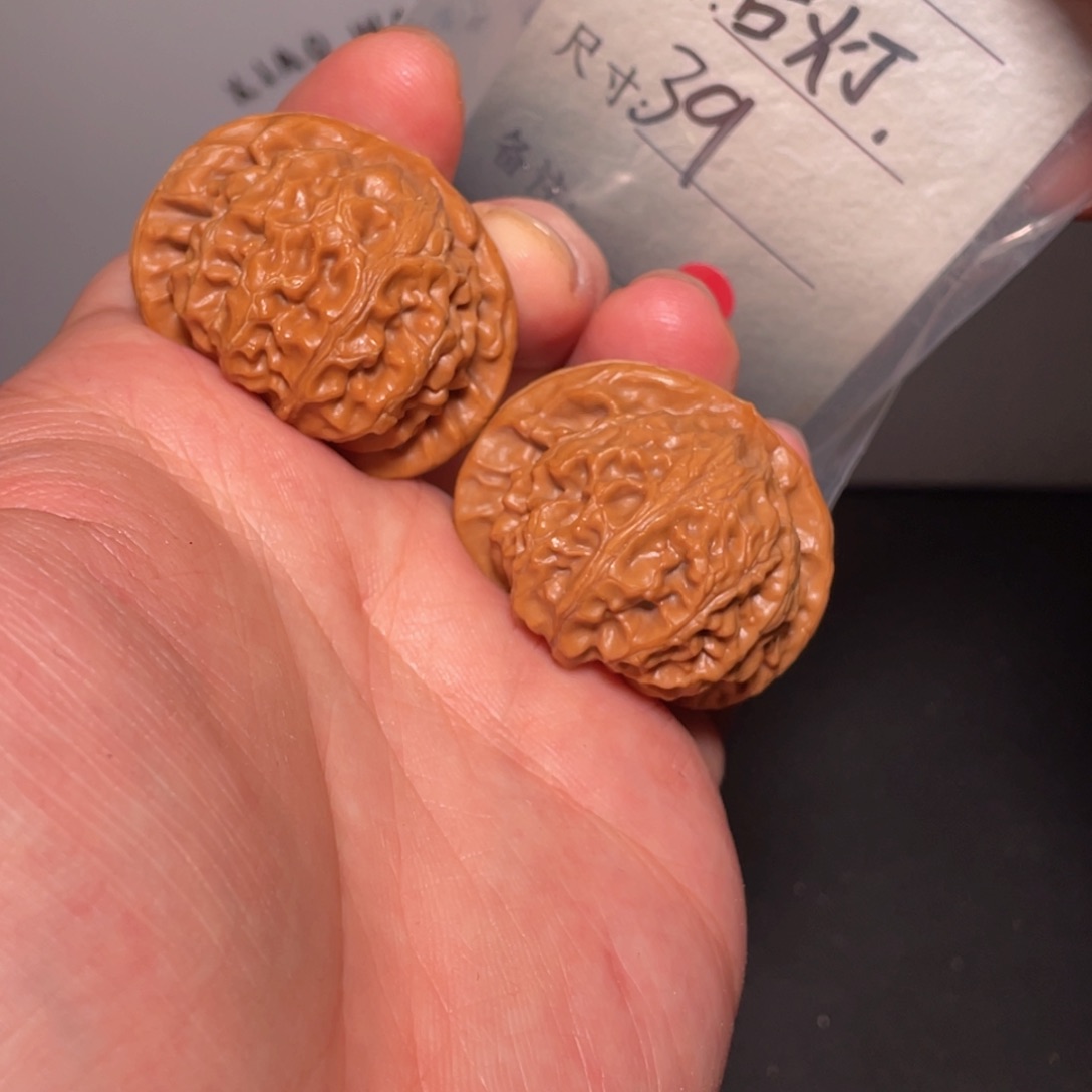 文玩核桃吊坠核桃