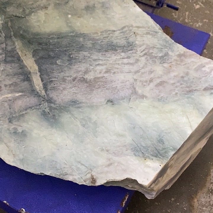 透闪石质玉珠宝半成品未镶嵌独**剑