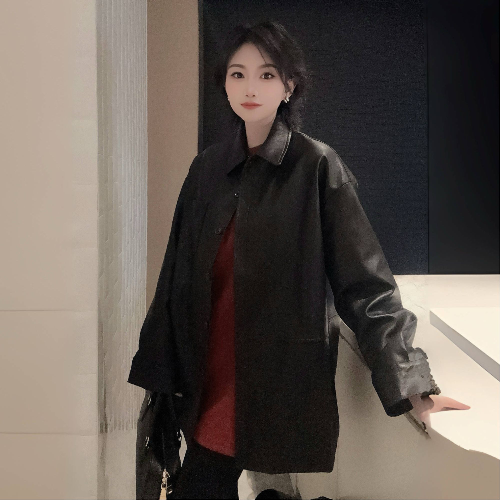 YUXI▪️2025冬季新款复古港风皮衣外套女高级感宽松显瘦中长款