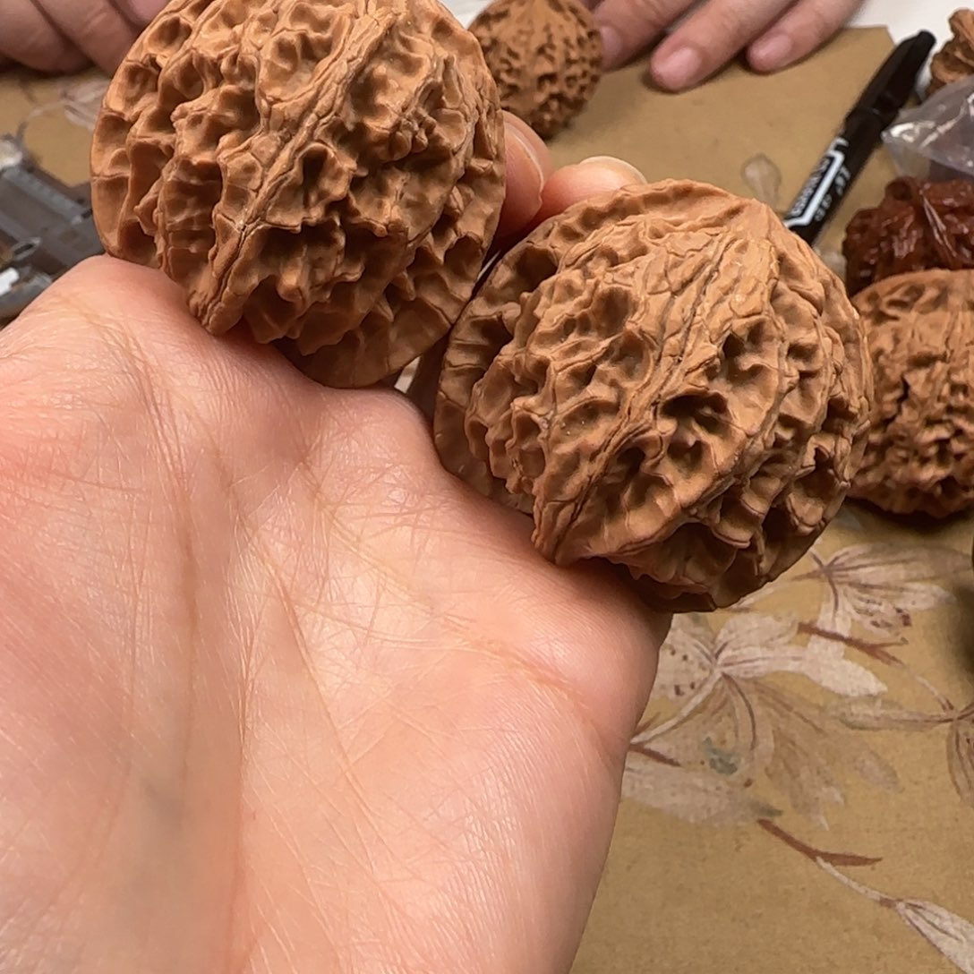 文玩核桃吊坠山地苹果43-30