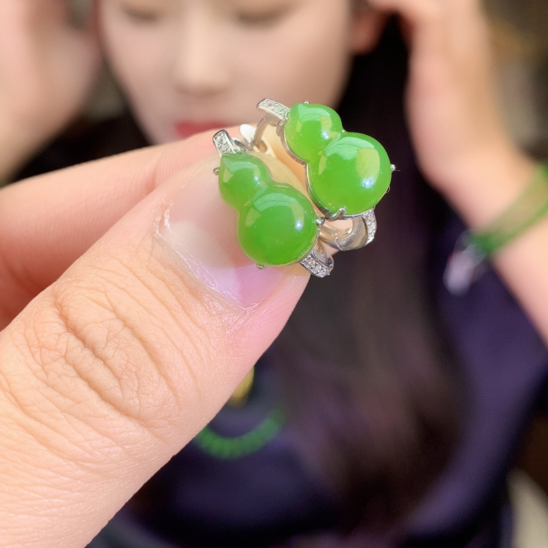 吊坠(不含链)银S925镶嵌和田玉（碧玉）耳饰