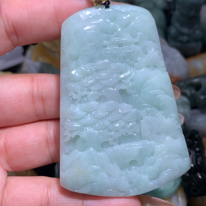 翡翠未镶嵌颈饰保真天然A货翡翠