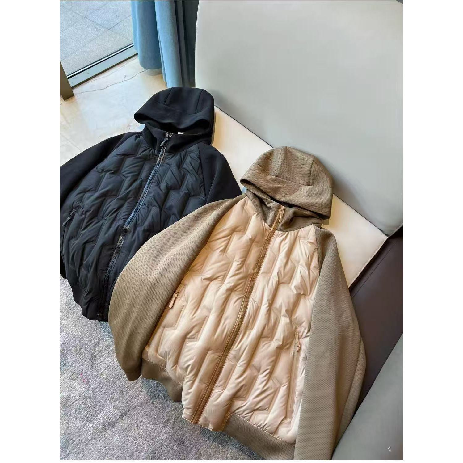 0172570 萌住口女士两色插肩外套