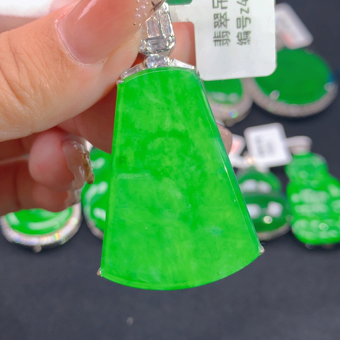 翡翠颈饰银S925镶嵌11111111111