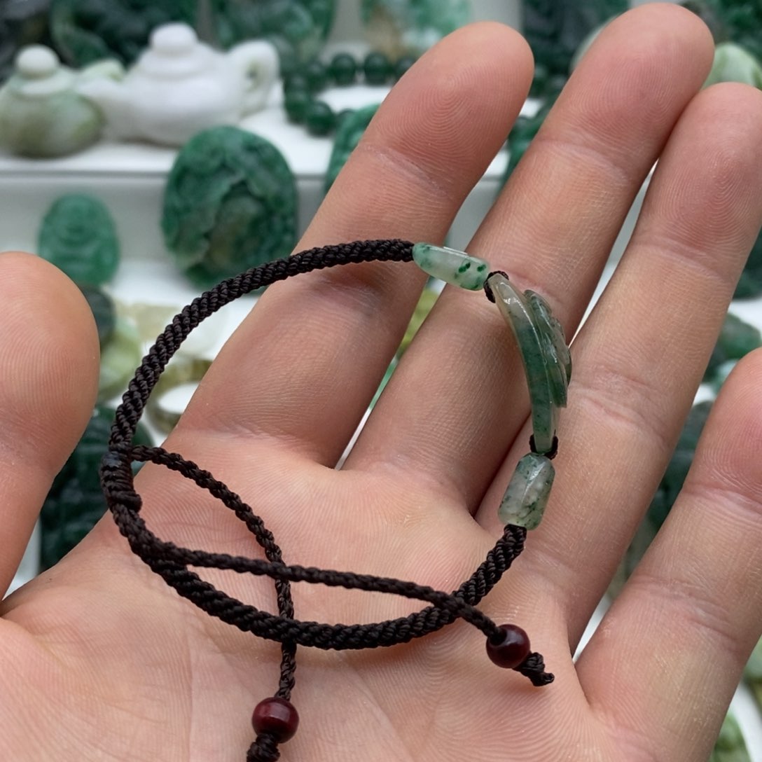 独山玉手串未镶嵌