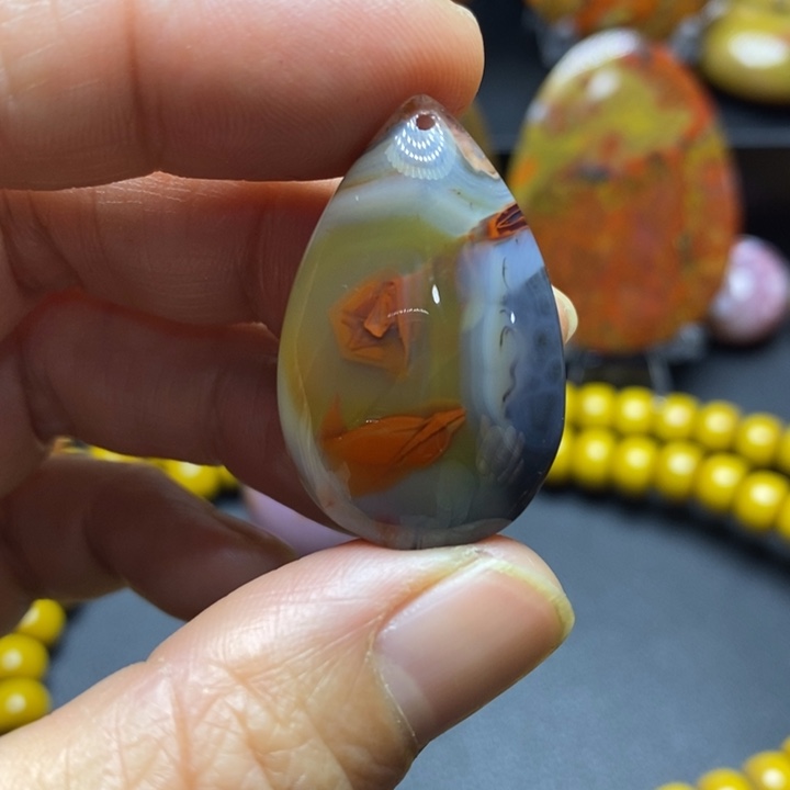 玛瑙/玉髓颈饰未镶嵌