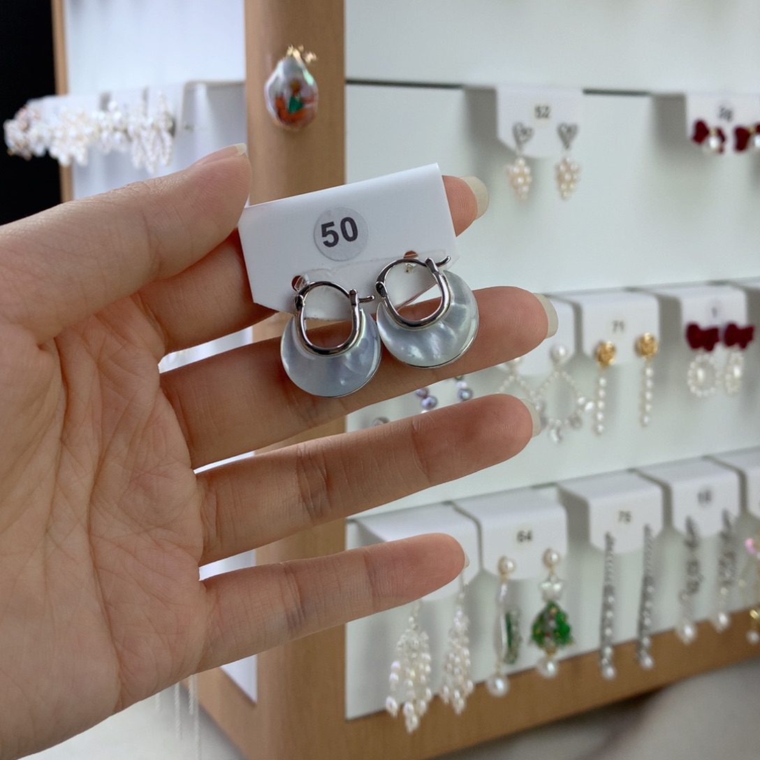 未镶嵌耳饰淡水珍珠