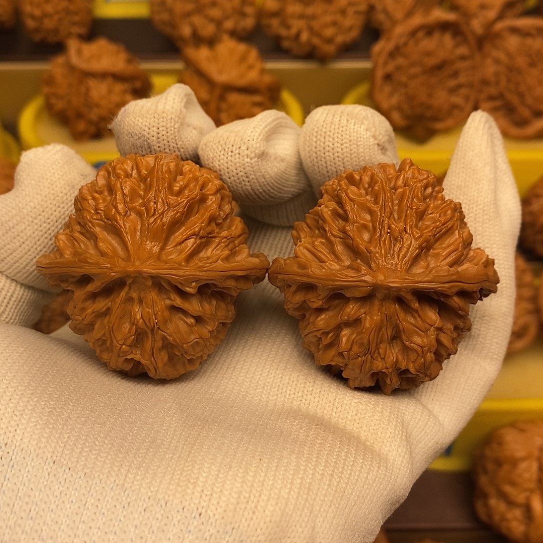 吊坠文玩核桃苹果园42