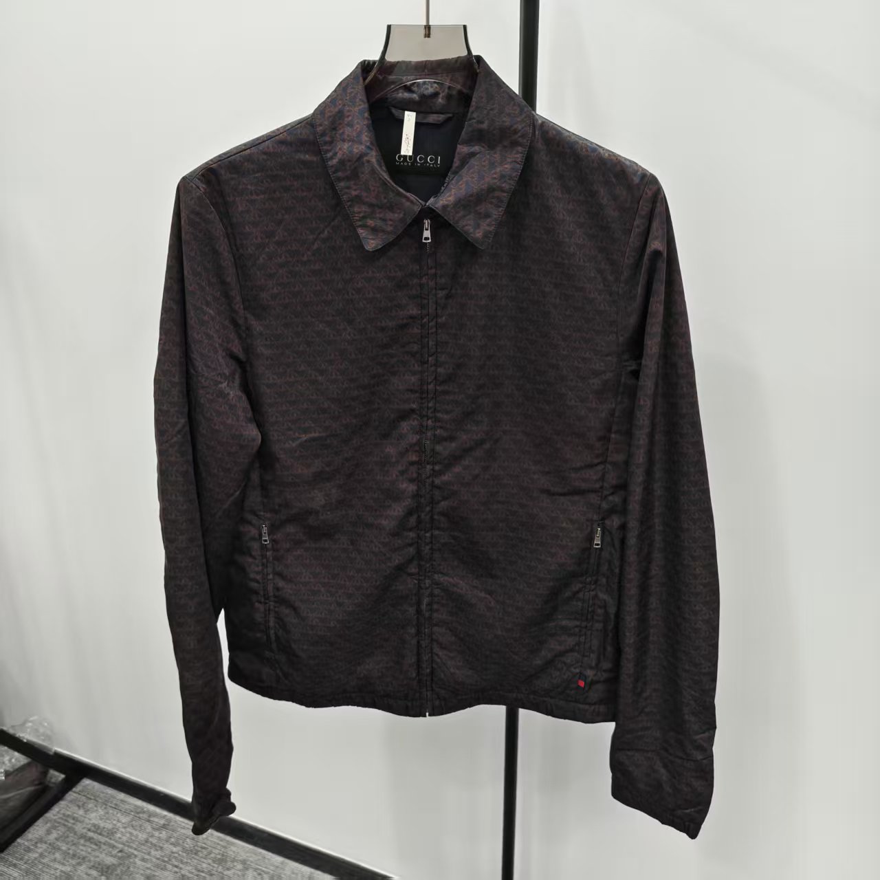 95新 GUCCI/古驰 深棕色条纹满印休闲时尚百搭男士长袖外套 44码