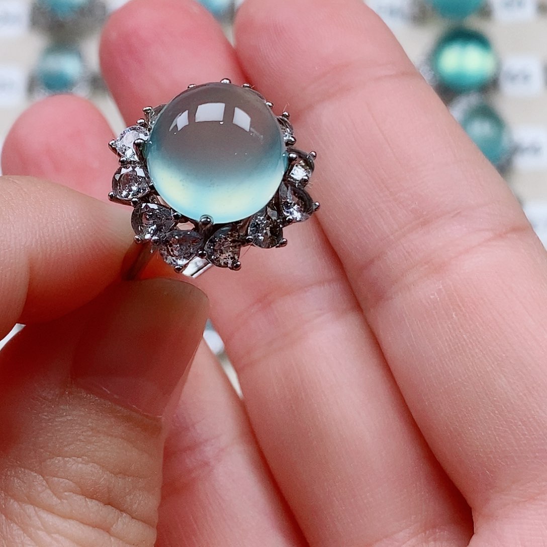 银S925镶嵌蛇纹石玉戒指