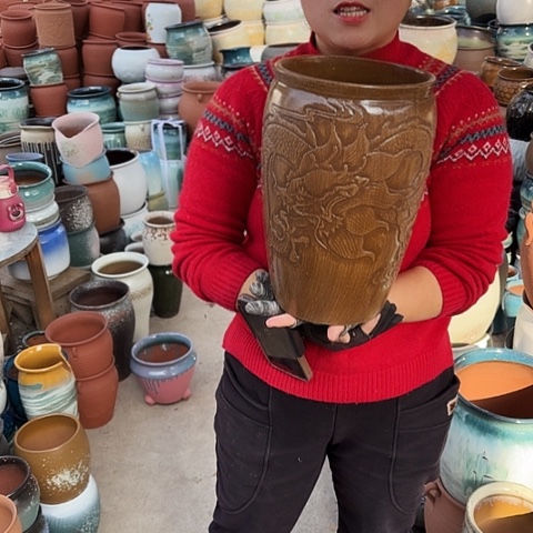 19口31高瑕疵口裂盆子 