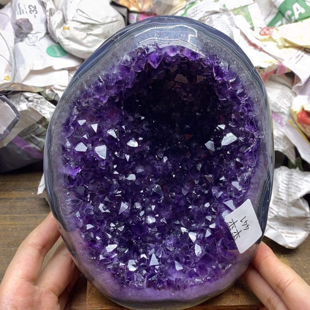 紫晶乌拉圭未镶嵌