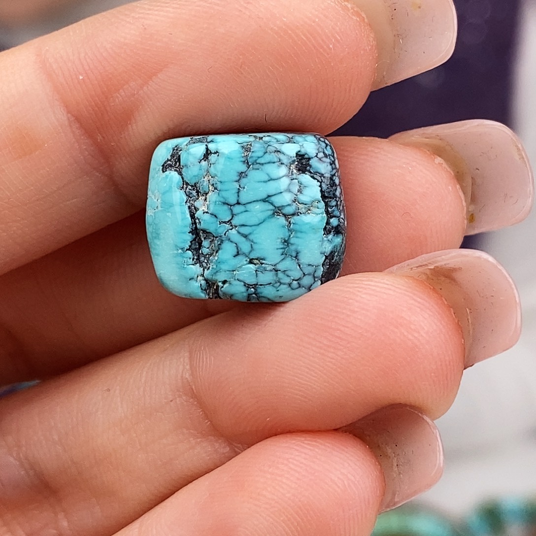 绿松石未镶嵌原矿