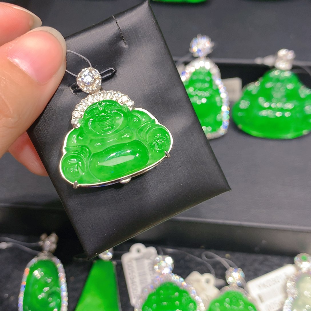 颈饰银S925镶嵌翡翠000085