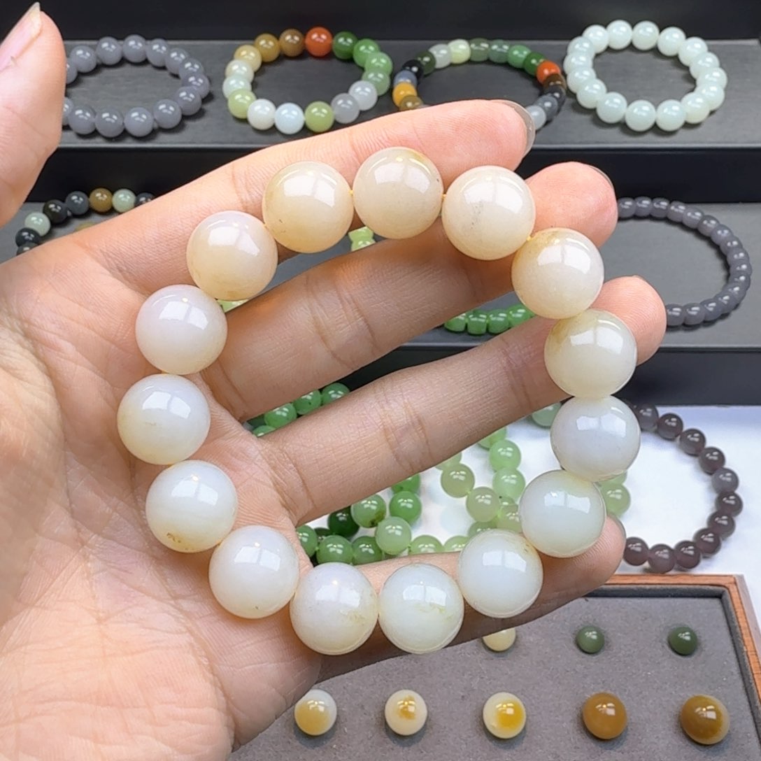 和田玉手串未镶嵌