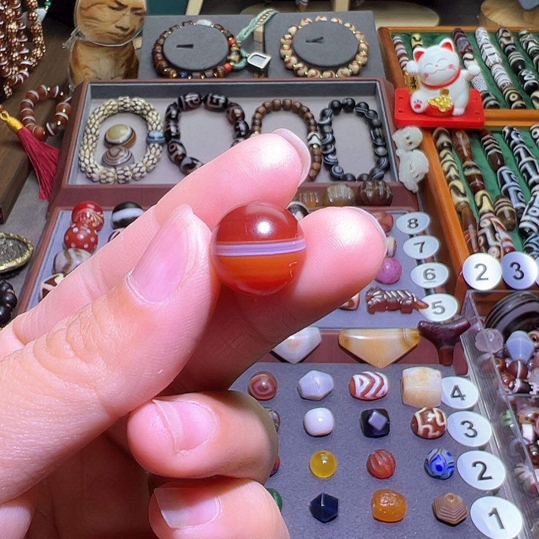 玛瑙/玉髓佩珠未镶嵌