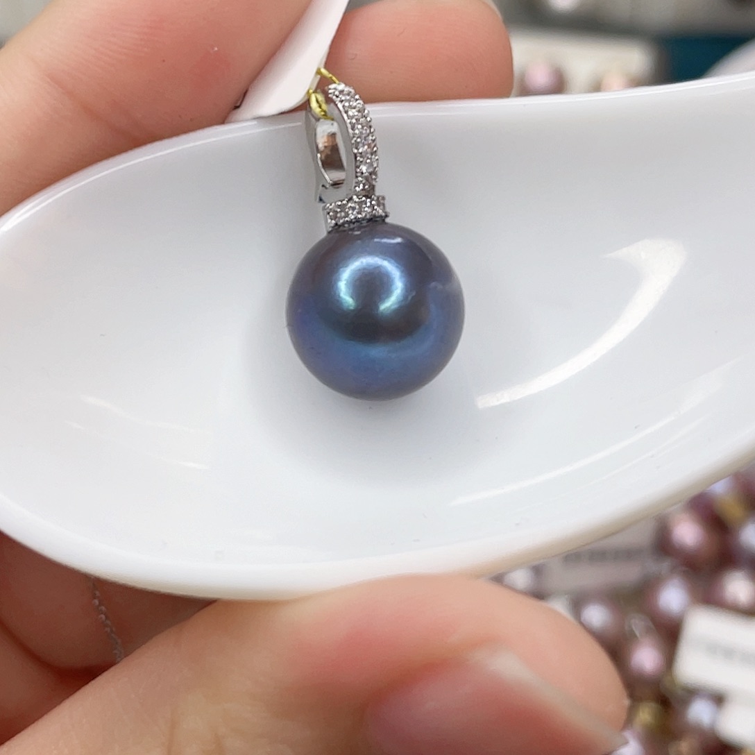 淡水珍珠未镶嵌吊坠(赠链)