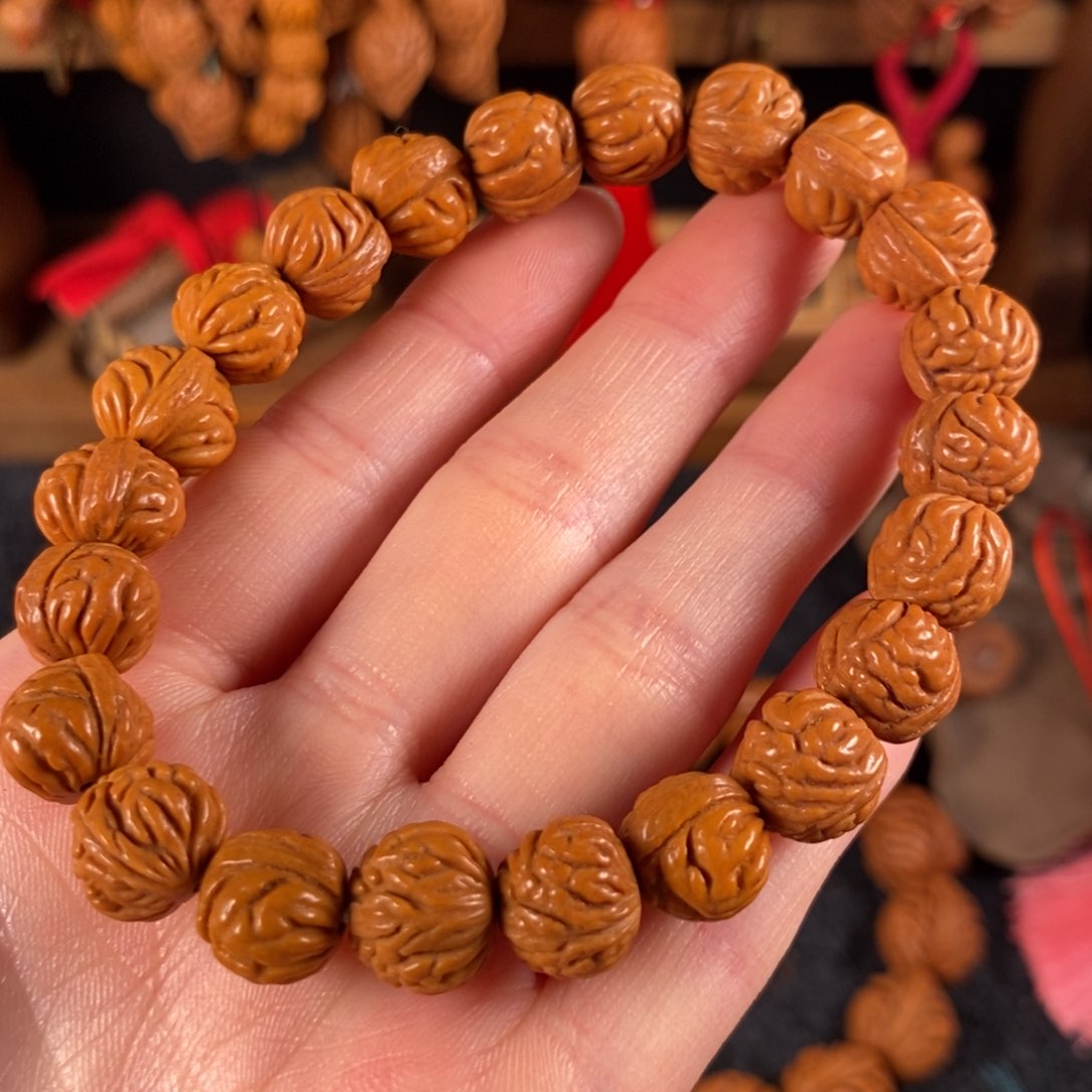 吊坠桃核桃枭手串