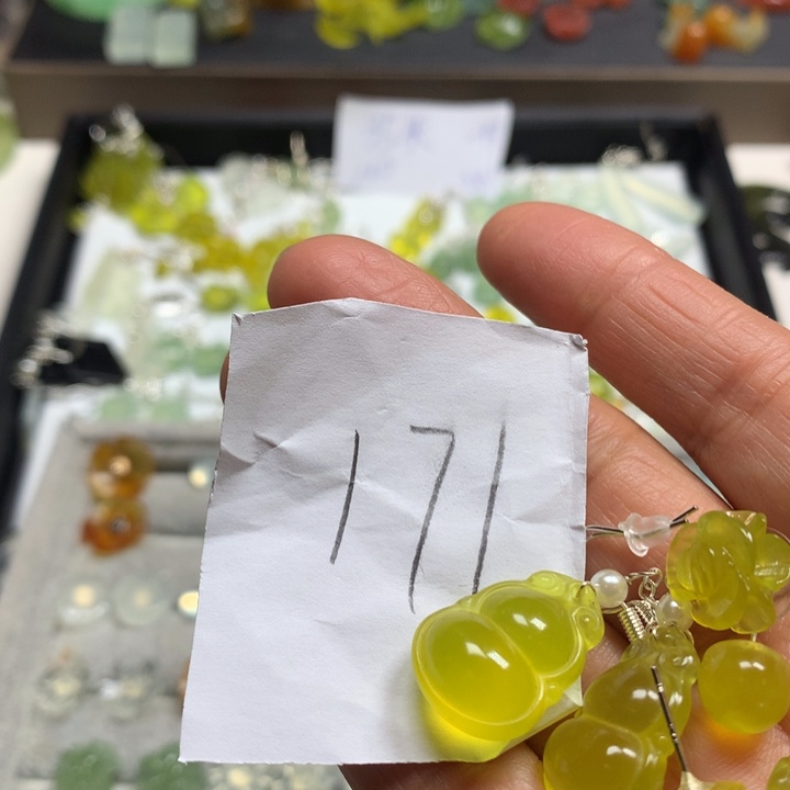 蛇纹石玉耳钉足银镀金镶嵌?***?