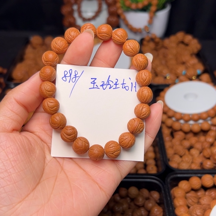 桃核把件等*来玉玲珑11尺寸
