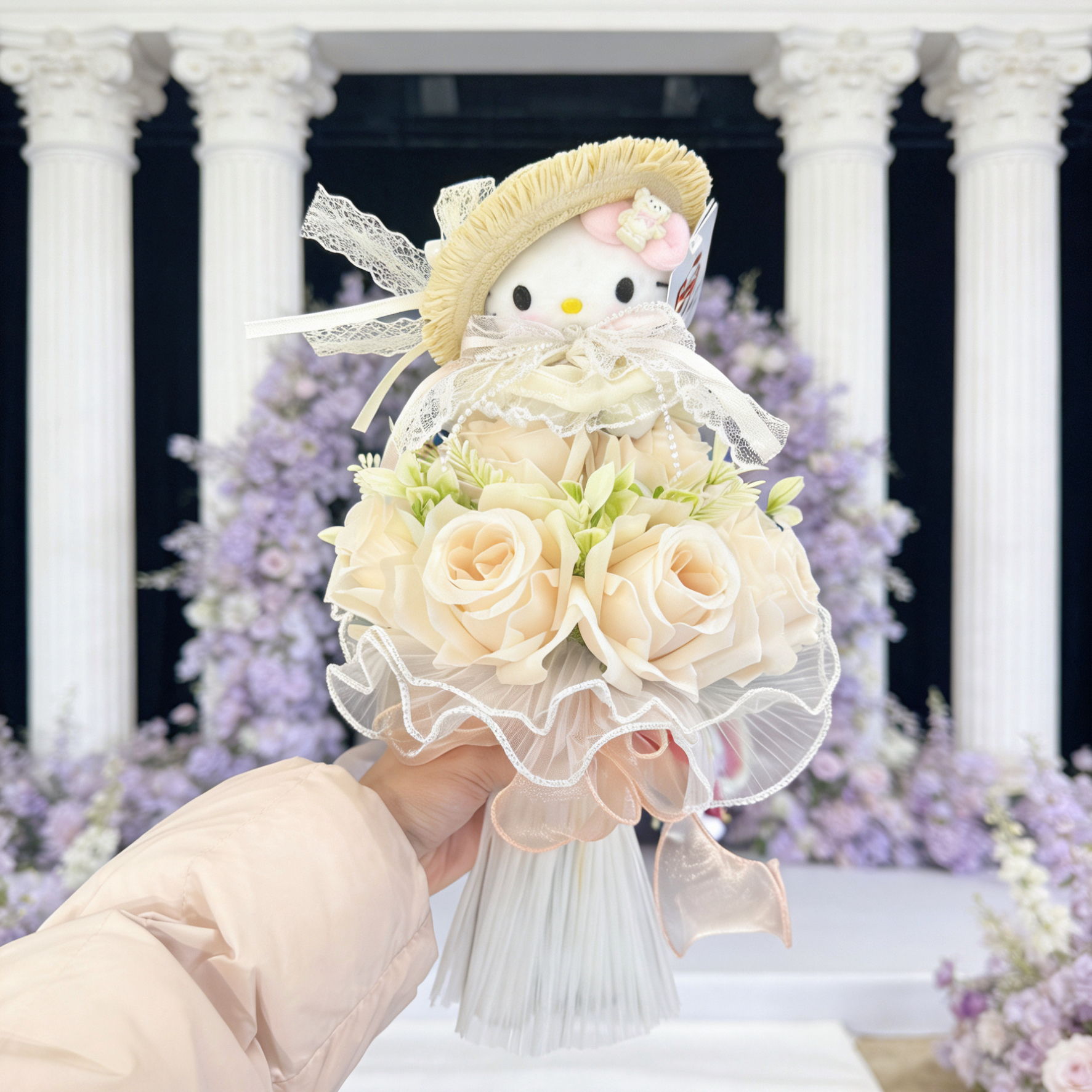 【送礼袋】告白花束正版三丽鸥hellokitty女神节礼物毛绒挂件