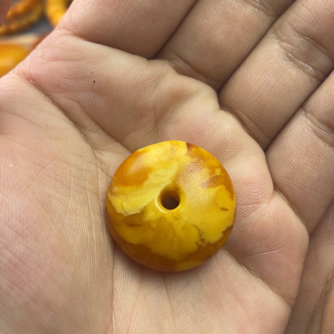 蜜蜡未镶嵌吊坠(不含链)