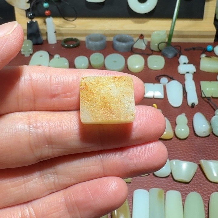 九***五吊坠(不含链)未镶嵌和田玉