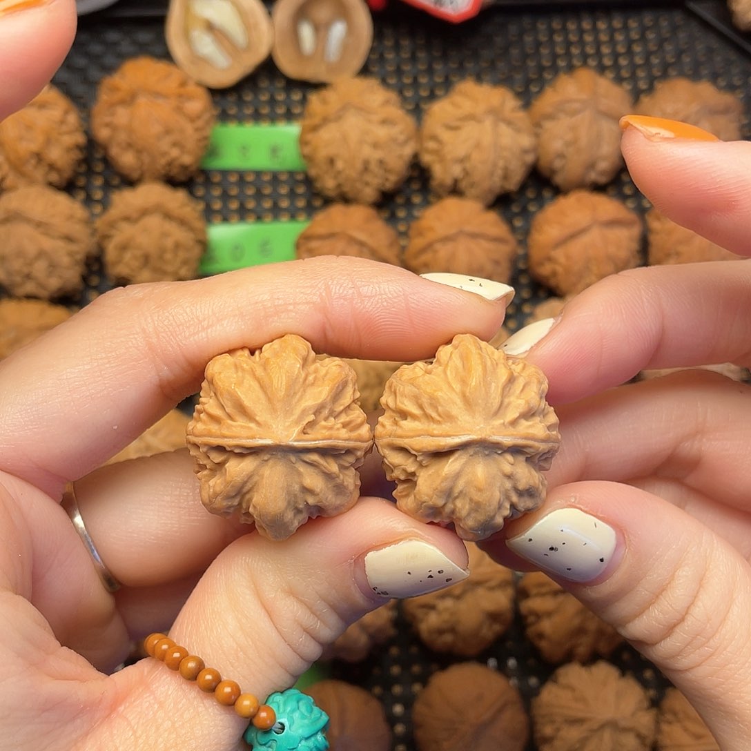 文玩核桃吊坠27尺全品粗筋元宝0001