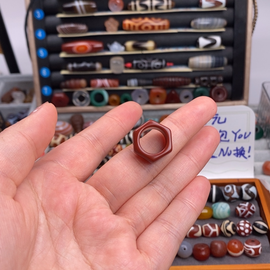 W***1玛瑙/玉髓合金珠宝半成品
