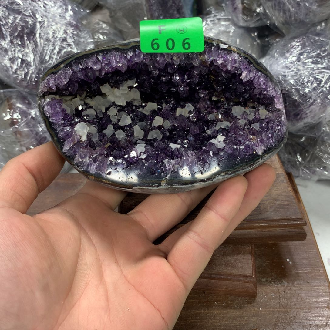 紫晶大型摆件（非配饰）未镶嵌