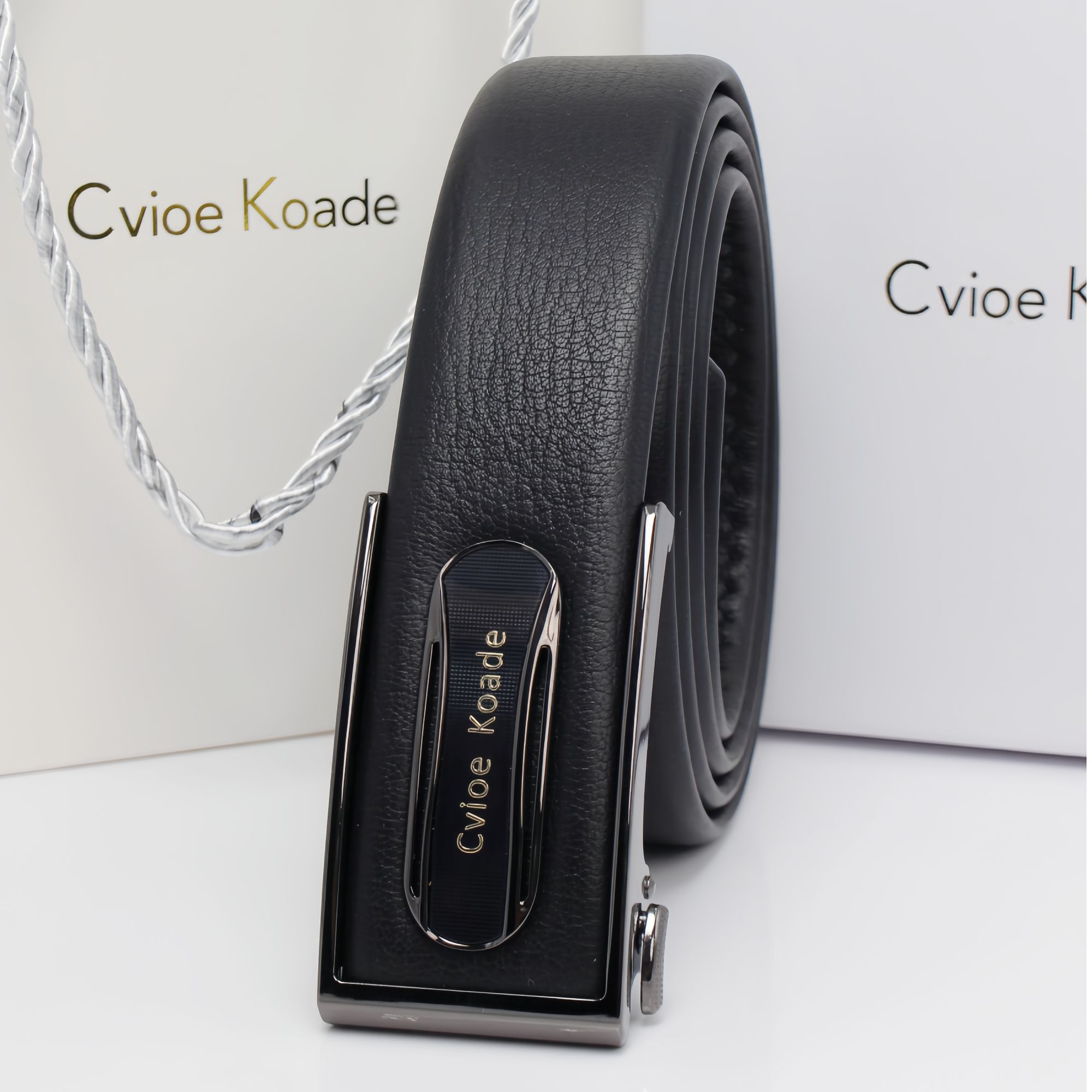 Cvioe Koade轻职风经典正装男士百搭商务真皮时尚休闲黑色简约