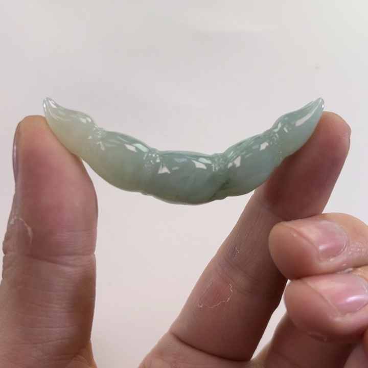 翡翠吊坠(赠链)未镶嵌代编织