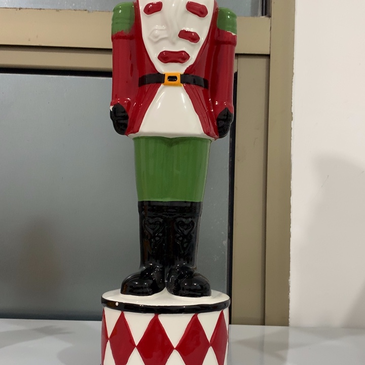 我***字陶瓷微瑕陶瓷不退不换