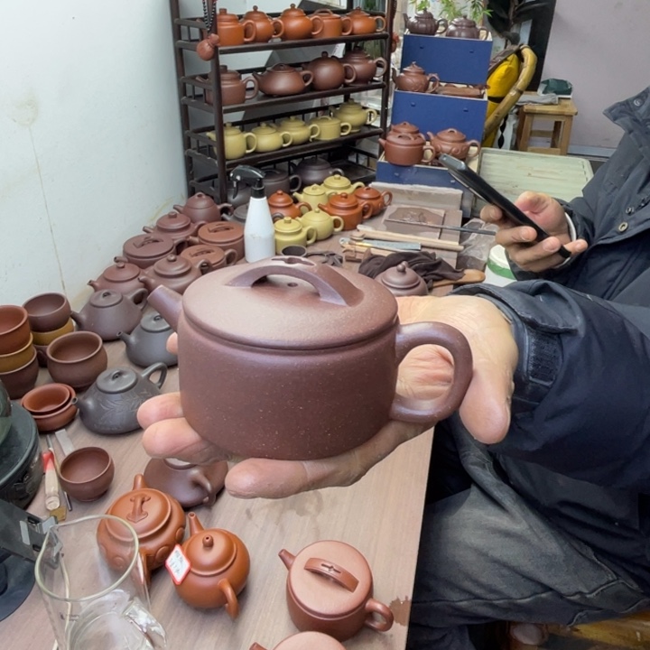 紫砂茶壶微瑕封釉羊角山紫泥容量约170毫升