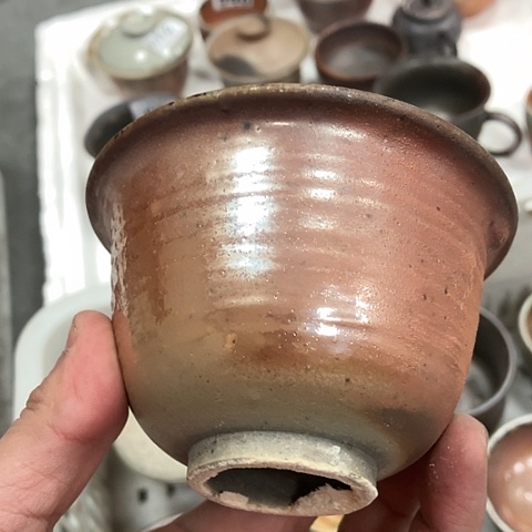 在家了一天没睡觉的人和我一样